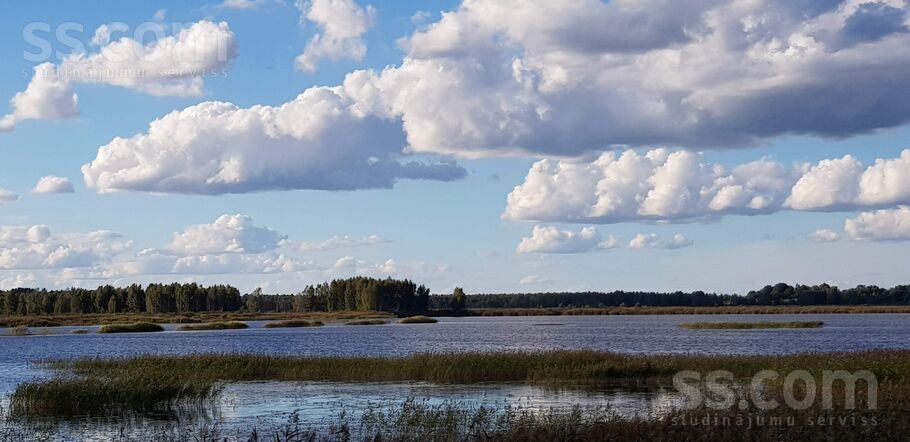Pārdodu jaunu māju/pirti 40 m2 ar zemi 10 000 m2, blakus ezeram - skaista, klusa, ideāla vieta, lai izrautos no pilsētas drūz ...