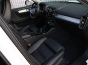 Volvo XC 40, cena 16 990 €, Foto