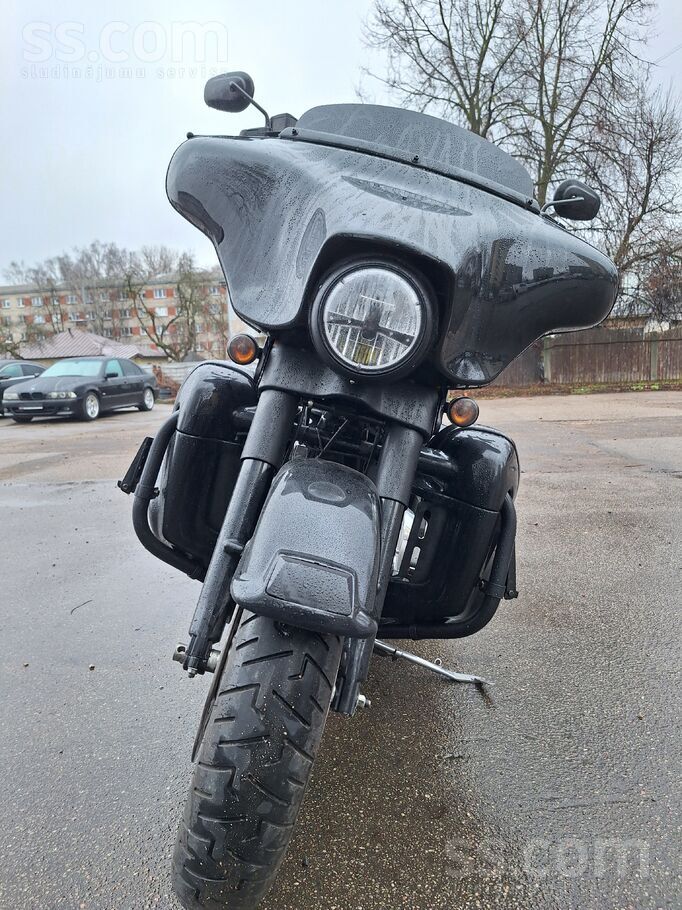 Harley Davidson Electra Glide Ultra Classic 2007. Рег. Номер Te120 Хорошее состояние, ТО без замечаний. Много чего зделано ...