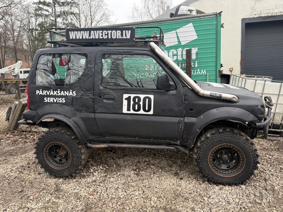 Pārdodu sportam sagatavotu auto. Pārdodam pilnībā gatavu sacensību auto – Suzuki Jimny 2006, kas uzreiz gatavs darbam. Ie ...