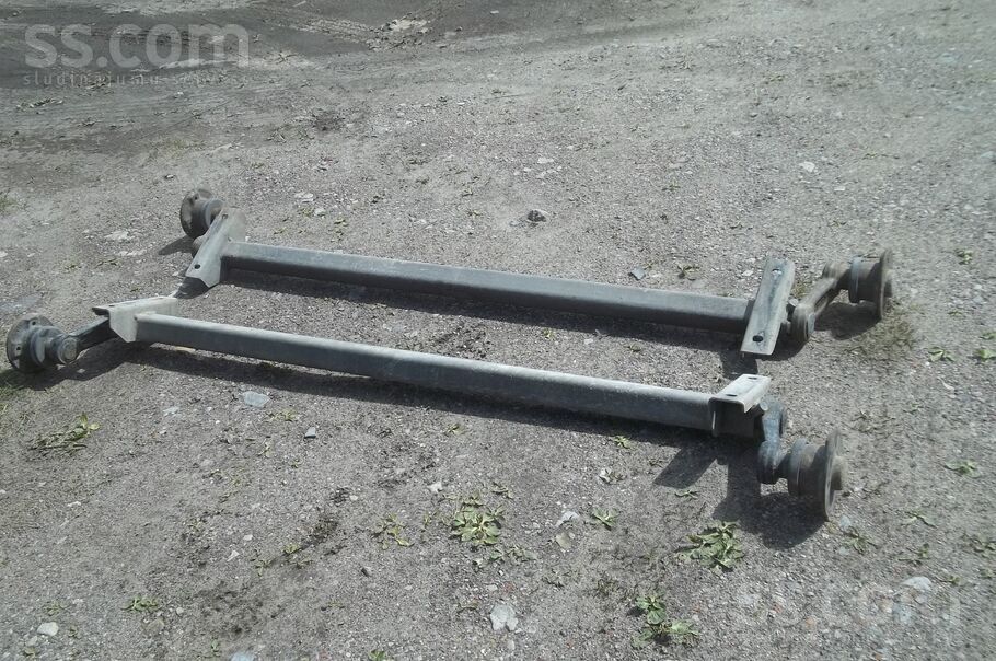 No Dānijas 2019g. Celtspēja 750Kg Starp caurumiem 1450mm, starp stupicam 1850mm Cena par 1Gb. Piekabe varetu būt die ...