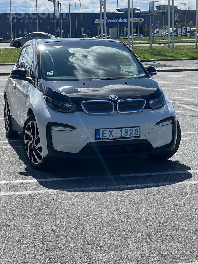 Pārdodas BMW i3 125kW 2018. g. Ideāla pilsētas auto par ļoti labu ciparu. Pilsētas sapnis Šis BMW i3 ir ideāla automa ...