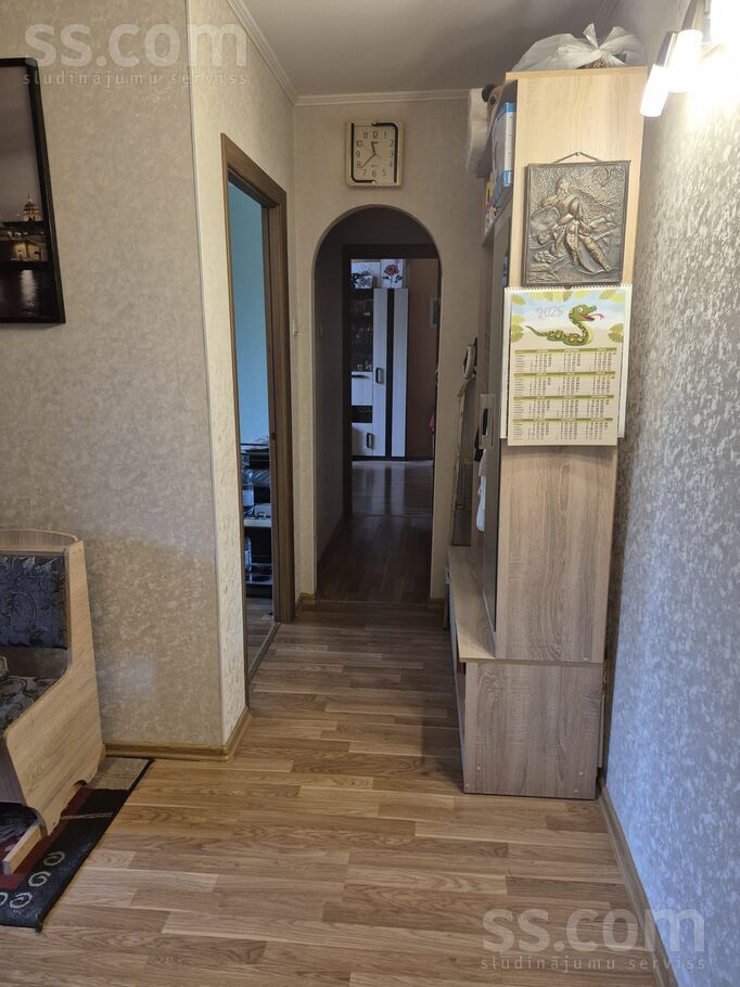 Продаётся светлая и уютная квартира. 602 серии, 50м. кв. на 3 этаже, 9 этажного дома. В квартире имеется 2 изолированные комн ...