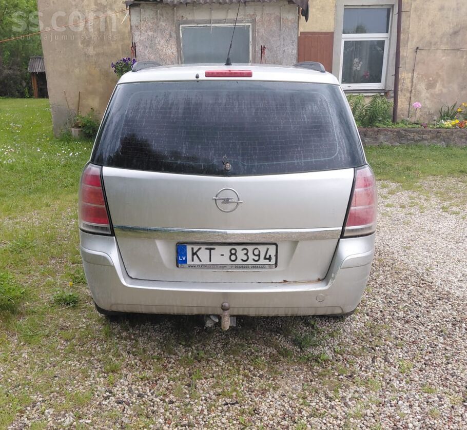 Pārdod rezerves daļām ar motora defektu. Interesentus zvanīt - 20208697 ...