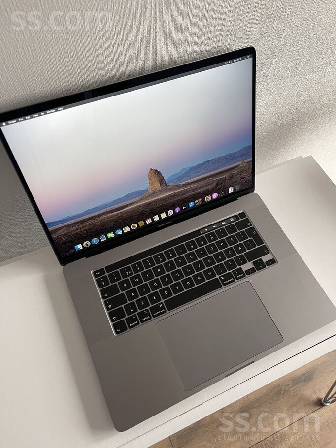 Macbook Pro 2019g 16" with Touch Bar A2141 Cpu Intel Core i7 2.6 Ghz 16 Gb Ram, 512 Gb Ssd, Amd Radeon Pro 5300 4gb, In ...