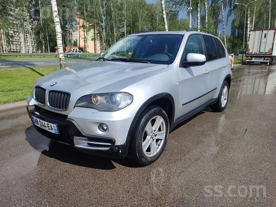 BMW X5. No Francijas 3.0d 173kw m57 vecā tipa motors. Pirmā reģ 11.06.2009 Laba komplektācija. Partikulārā filtra de ...