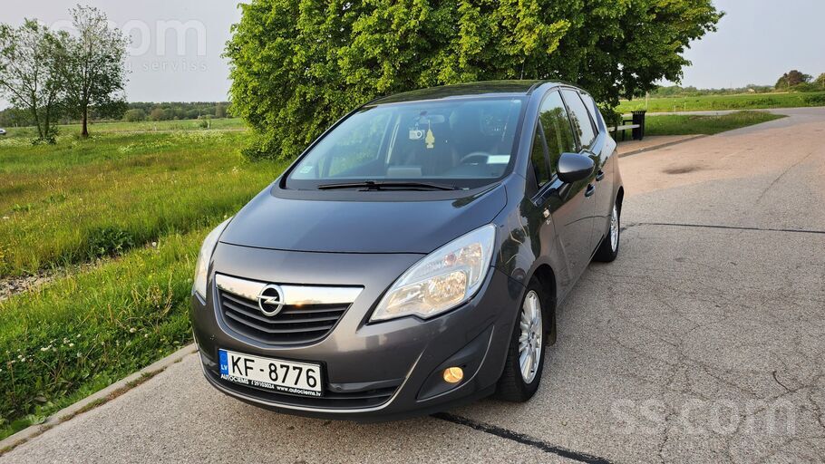 Pārdod Opel Meriva 1.7Cdti Automāts, labā tehniskā stāvoklī. Transportlīdzekļa ekspluatācijas nodoklis uz gadu 159 EUR. Auto ...