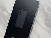 Mobilie telefoni,  Samsung Galaxy S24, cena 460 €, Foto