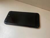 Mobilie telefoni,  Apple iPhone SE, cena 90 €, Foto