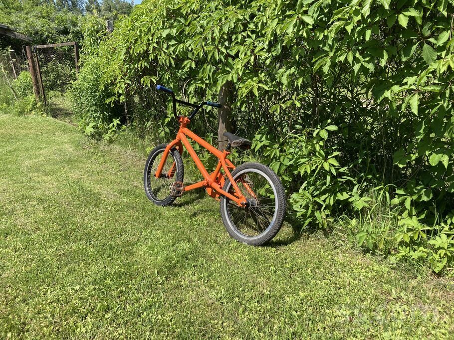 Pārdodu Bmx ...