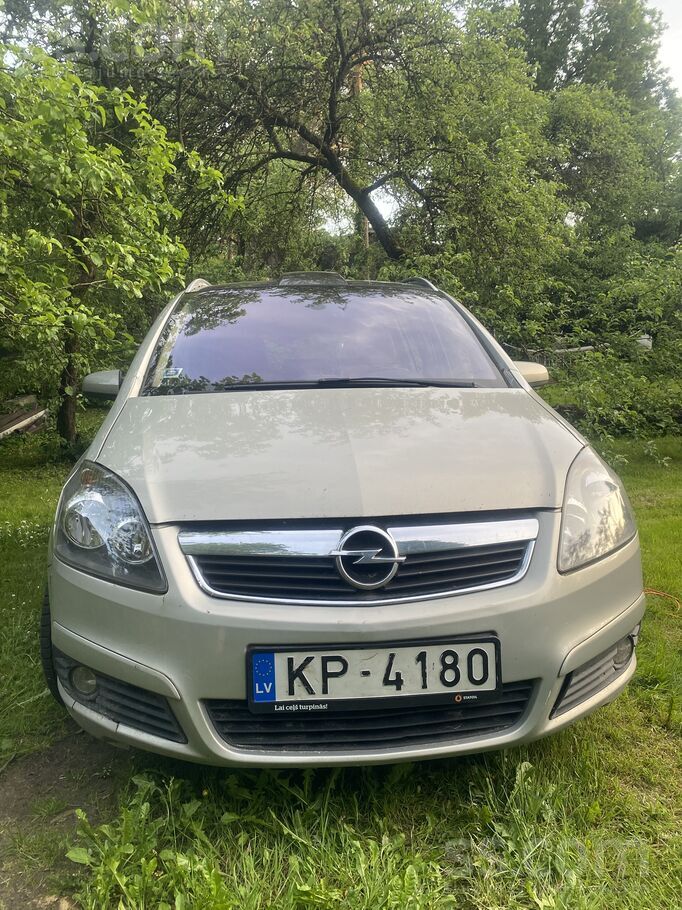 Uzticams darba auto. Sēdies un brauc. Mazs degvielas patēriņš. Liela ietilpība. Virspusēji rūsas defekti. ...