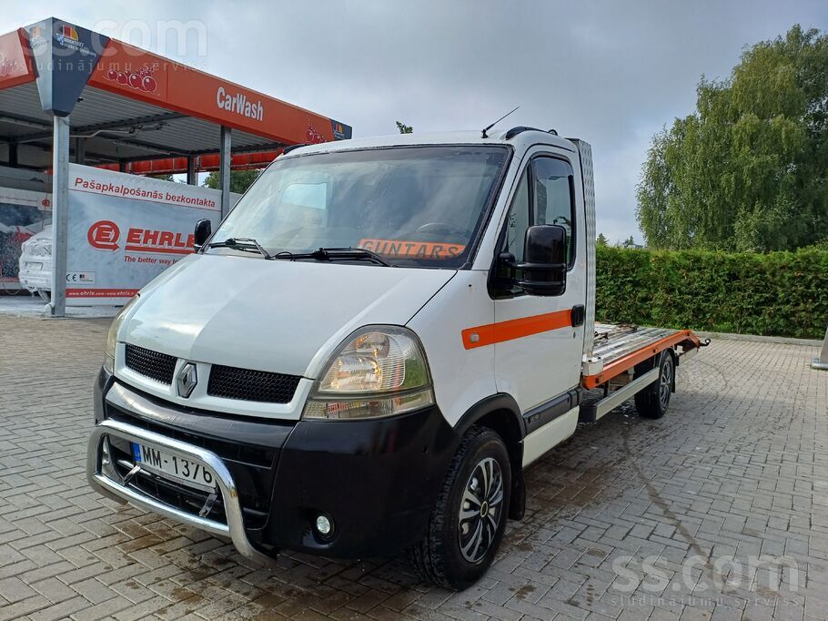Tiek piedāvāts evakuātors ar motora defektu. ...