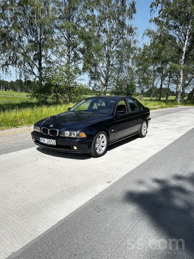 Tirgojas bembītis, nesen izieta apskate, nodokļi par šo gadu nomaksāti, piekare negrab. Motors un karba strada labi, vizuali ...