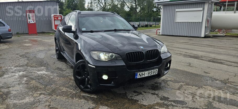 Pardodu Bmw X6 3.0d biturbo 210kw. Logic7 muzika, durvim piesucekli, luka, prieksejie logi toneti ar plevi kas lauj iziet TA. ...