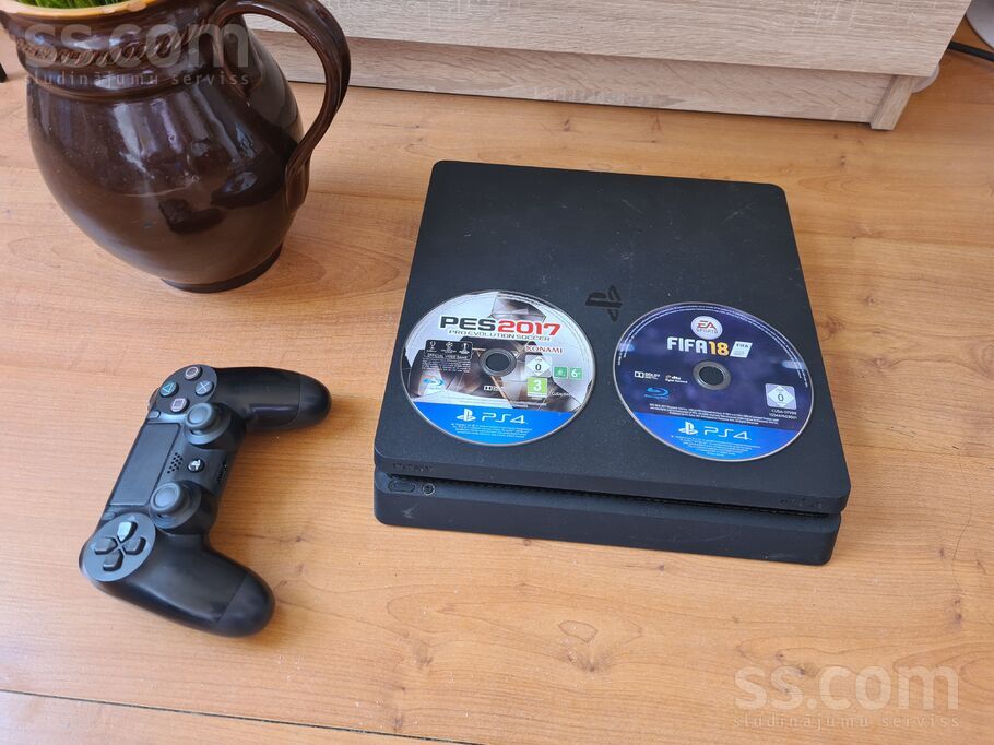 Sony playstation 4 slim 500gb. Без дефектов. Пульт держит заряд, стики не дрифтят. В комплекте приставка, оригинальный беспро ...